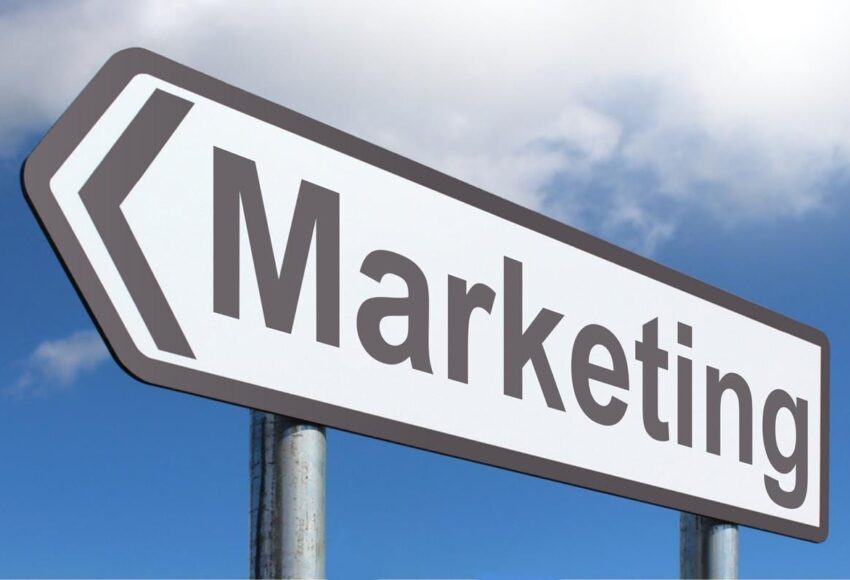 Integrating Online And Offline Marketing